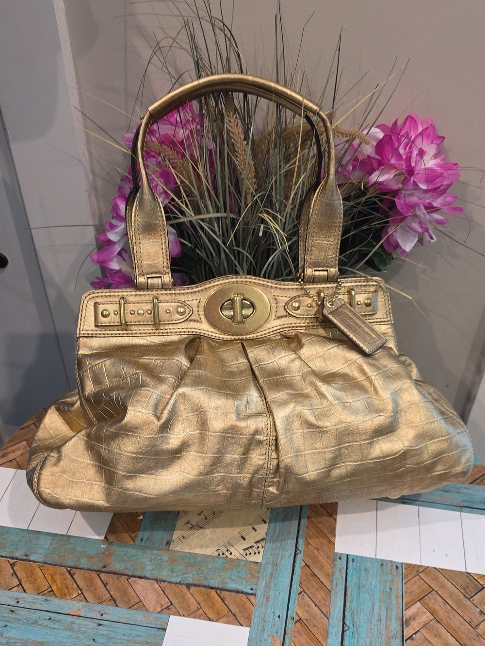 Coach Stunning Gold Metallic Y2K Vintage Satchel Amazing Condition